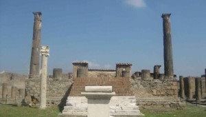 Journey Through Time: Exploring the Temple of Apollo in Pompeii