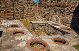 Pompeii Ticket With Guidebook and Itineraries