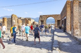 Pompeii Ticket With Guidebook and Itineraries