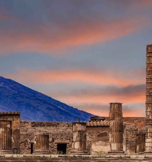 The Ultimate Guide to Visit Pompeii